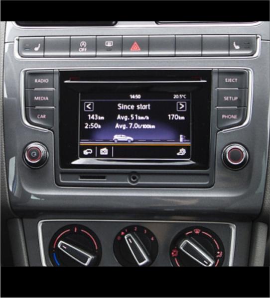vw reverse camera black screen