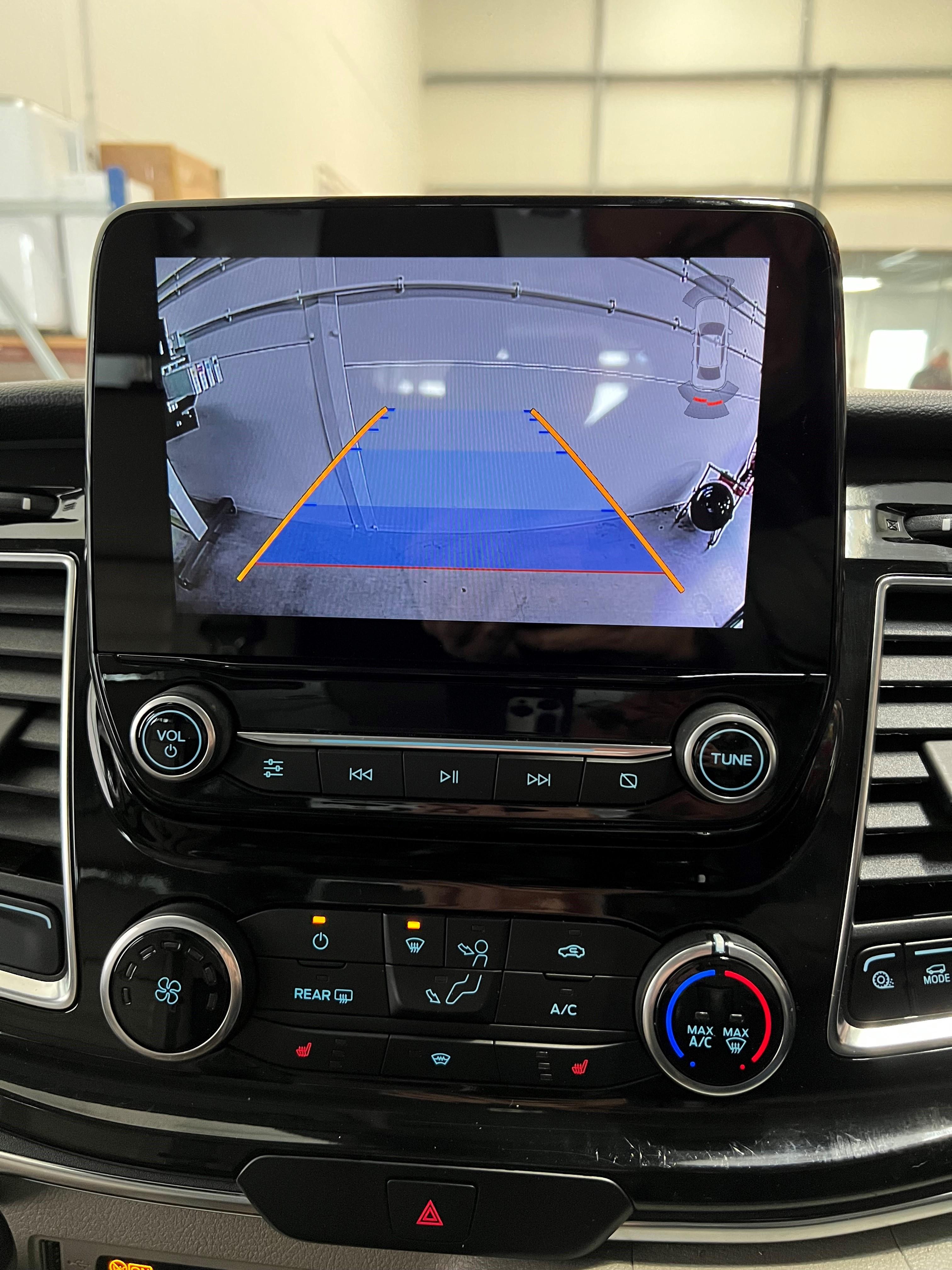 FORD REVERSE & FRONT CAMERA INPUT WITH PDC & MOVING GUIDELINES (REVCAM-SYNC2.5/3G) FORD REVERSE & FRONT CAMERA INPUT WITH PDC & MOVING GUIDELINES (REVCAM-SYNC2.5/3G)